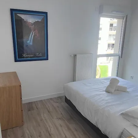 Appartement Sea Or Center 2 Steps Away, It's Up To *