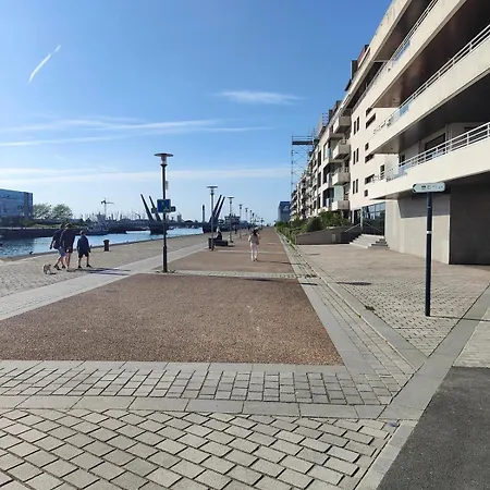 Sea Or Center 2 Steps Away, It's Up To Lägenhet Dunkirk