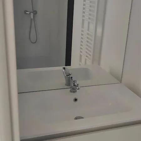 Sea Or Center 2 Steps Away, It's Up To Lägenhet *