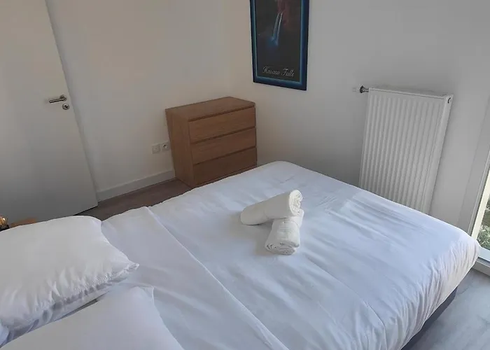 Sea Or Center 2 Steps Away, It's Up To Appartamento *