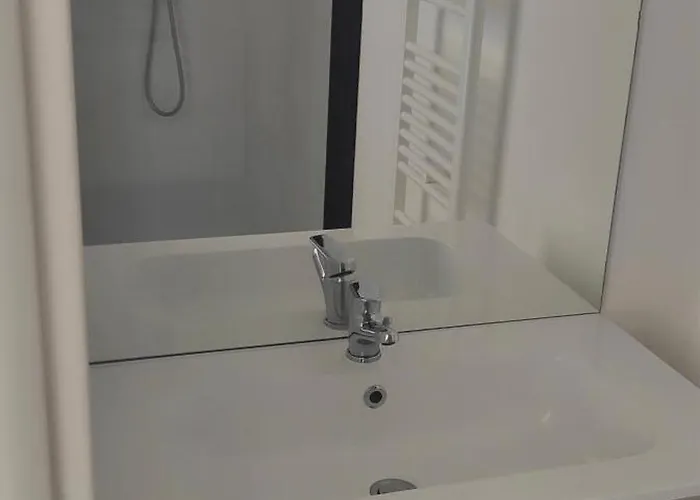 Sea Or Center 2 Steps Away, It's Up To Appartamento *